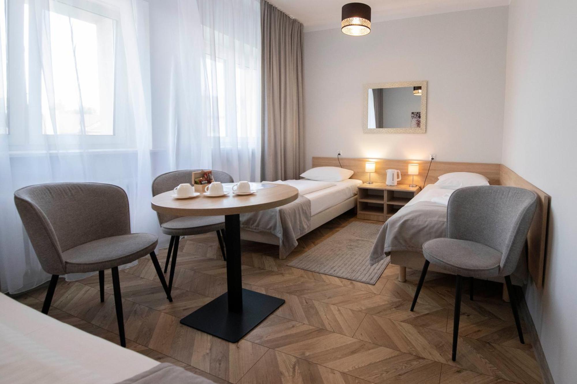 Hotel Polonia Rzeszow Exterior photo